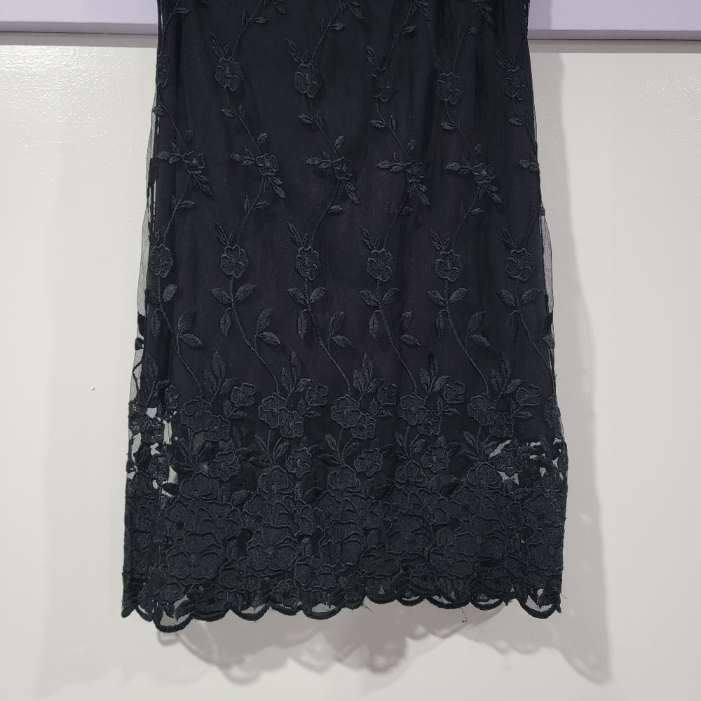 Lace highwaisted skirt